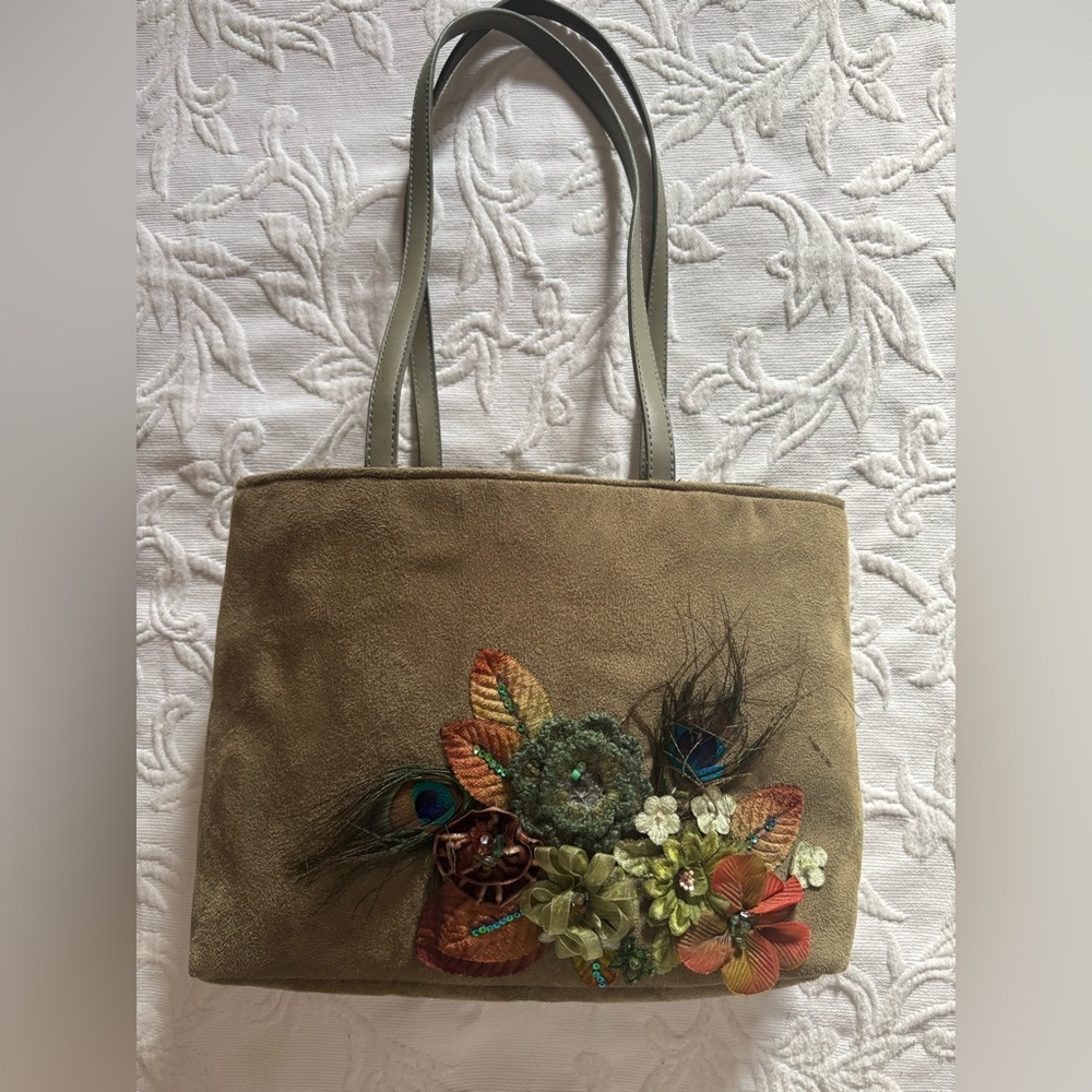 Vintage Cappelli Straworld Green Suede Handbag Purse Floral Embellished